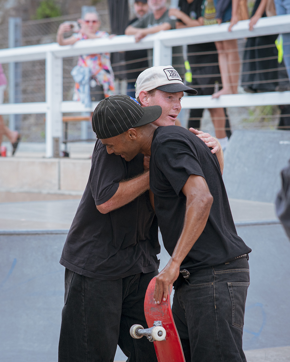 36 Kieran Tommy Shake Hands Jackalope Newcastle VagabondPhoto 2025