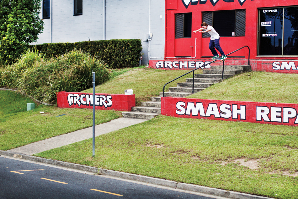 Riley boardslide archers 950