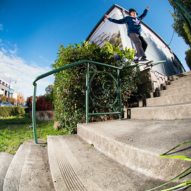 BradSaundersBacksideSmithgrind630