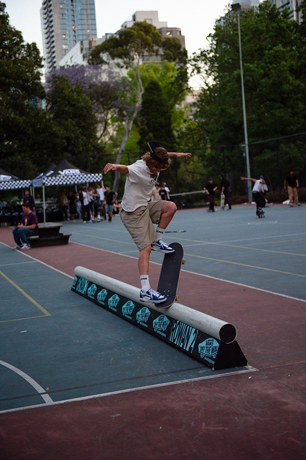 ADELAIDE NOSESLIDE POP