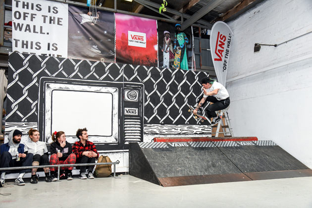 VansGirlsSk8Night ShanaeCollins Boneless Mapstone