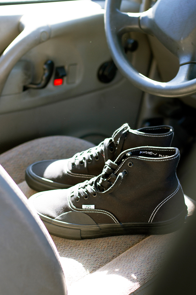 SP20 SkateLTD Hockey AA front seat AA