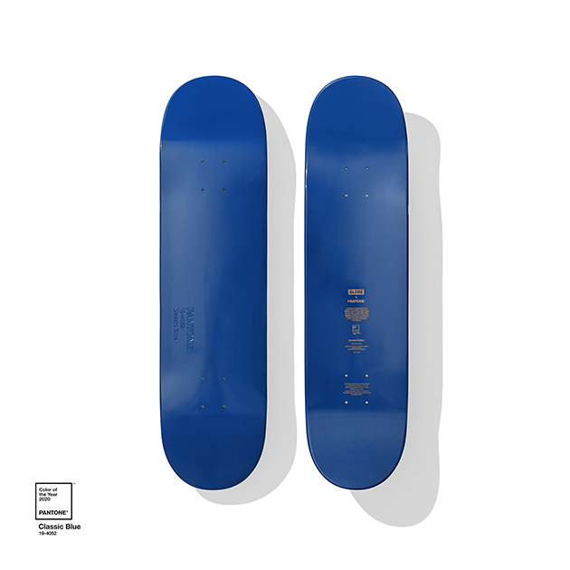 GB PANTONE 1920x1920 CLASSICBLUE CHIP