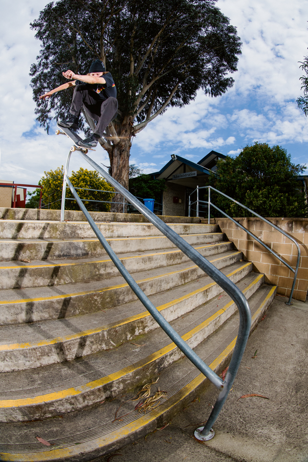 HenryGartland Nosegrind OverTheBack 1