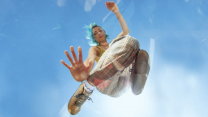 VANS PRESENTS: LIZZIE ARMANTO’S ‘SOMETHING ELSE ENTIRELY’ HEAD-TO-TOE COLLECTION