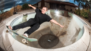 WOMEN IN SKATEBOARDING